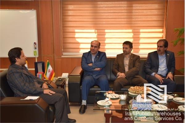 دیدار مدیر عامل شرکت شهریار با رئیس بانک ملی شعبه گمرک تهران