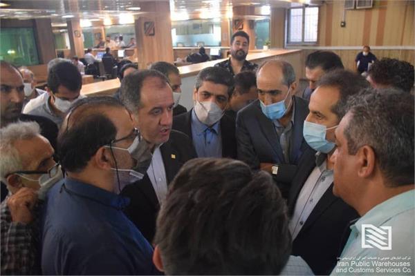 رئیس کل گمرک ایران به صورت سر زده از بخش های مختلف گمرک تهران بازدید بعمل آورد
