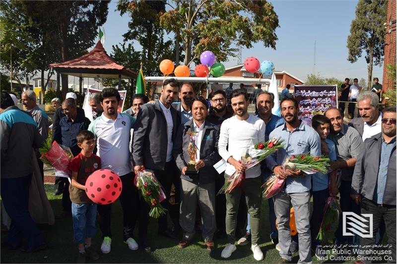برگزاری آیین تجلیل از اعضای تیم فوتسال شرکت انبارهای عمومی و خدمات گمرکی تهران