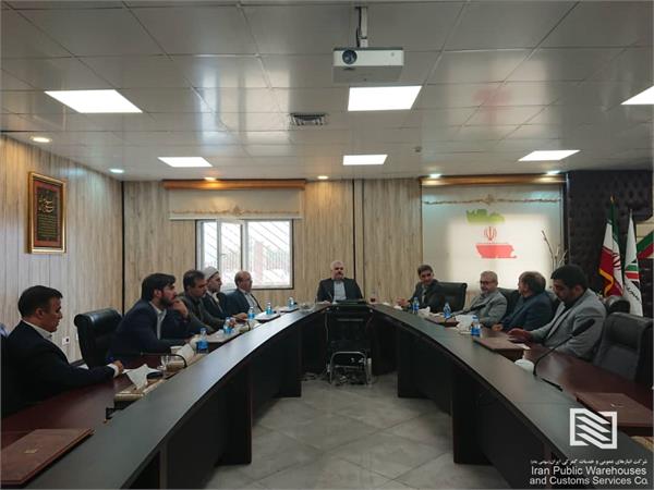 برگزاری نشست مشترک سرپرست شرکت انبارهای عمومی و خدمات گمرکی تهران، مدیرکل گمرک تهران و رییس و نایب رییس اتحادیه کارگزاران گمرکی