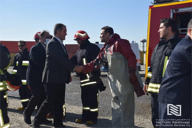 برگزاری مانور آتش نشانی در شرکت انبارهای عمومی و خدمات گمرکی تهران