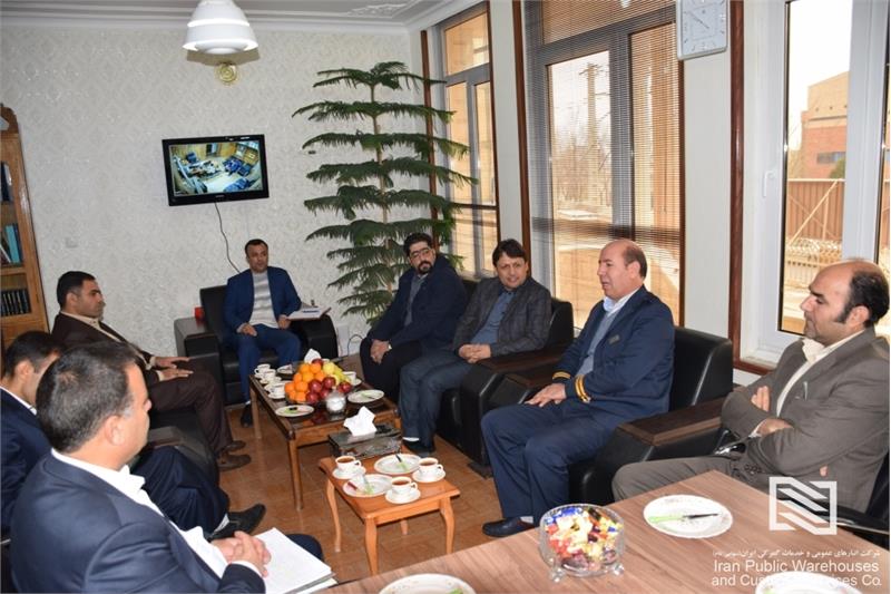 بازدید مدیرعامل شرکت انبارهای عمومی و خدمات گمرکی تهران از شعبه شهرکرد