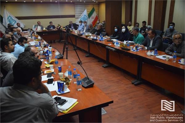 برگزاری نشست مشترک مدیرعامل شرکت انبارهای عمومی و خدمات گمرکی تهران و مدیر کل گمرک تهران با تجار، فعالان اقتصادی و صاحبان کالا